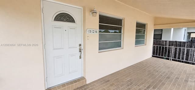 126 W 35th St, Hialeah FL 33012 - Hialeah, FL - Photo 2