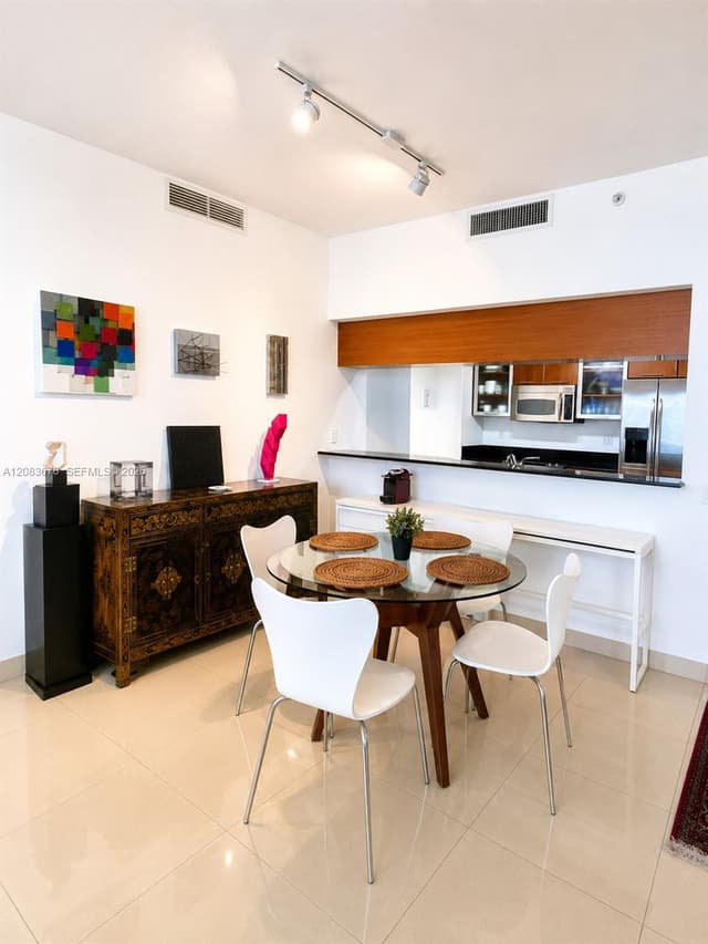 1800 N Bayshore Dr # 612, Miami FL 33132 - Miami, FL - Photo 7
