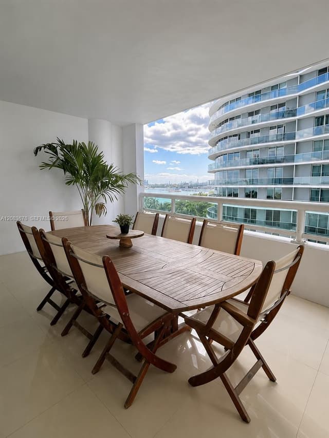 1800 N Bayshore Dr # 612, Miami FL 33132 - Miami, FL - Photo 3