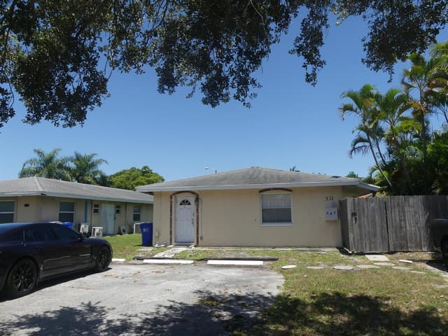 131 SW 15TH Street # 3, Pompano Beach FL 33060 - Pompano Beach, FL - Photo 3