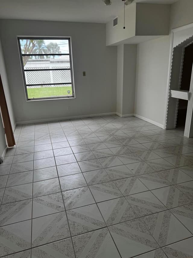 2320 NW 30TH Way, Fort Lauderdale FL 33311 - Fort Lauderdale, FL - Photo 4