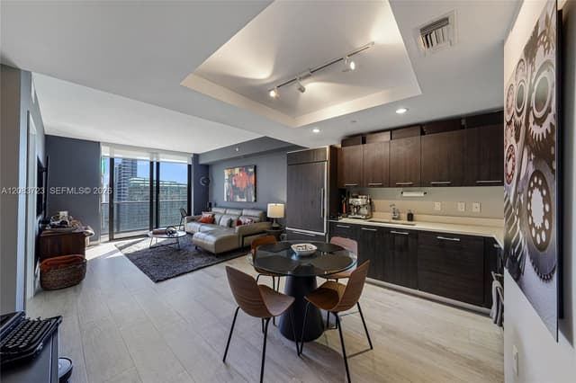45 SW 9th St # 3405, Miami FL 33130 - Miami, FL - Photo 2