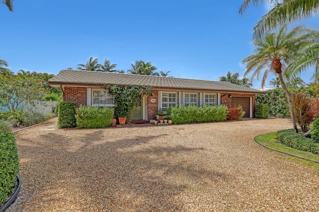 306 CASCADE Lane, Palm Beach Shores FL 33404 - Palm Beach Shores, FL - Photo 6