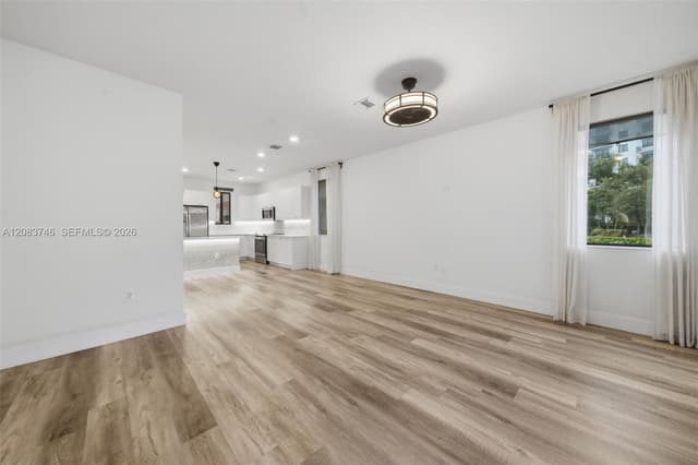 4519 NW 84th Ave, Doral FL 33166 - Doral, FL - Photo 5