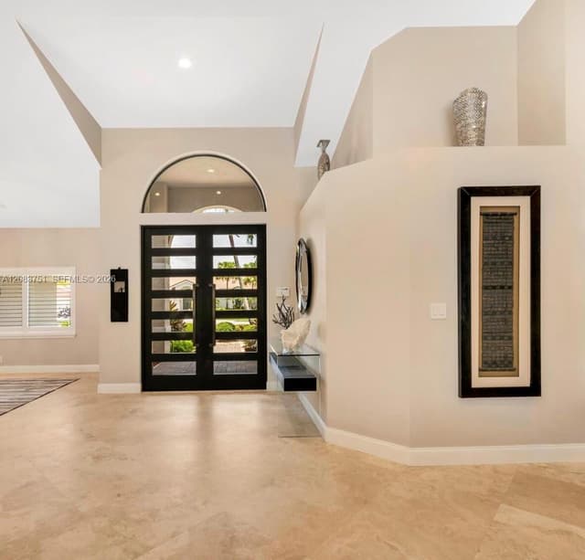 1165 Manor Ct, Weston FL 33326 - Weston, FL - Photo 6