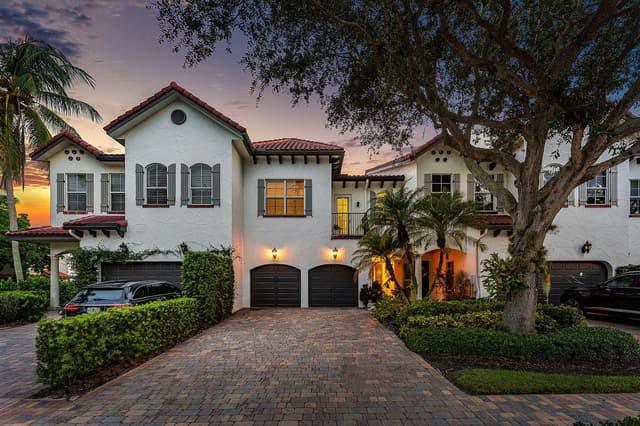 828 ESTUARY Way, Delray Beach FL 33483 - Delray Beach, FL - Photo 2
