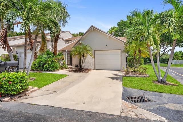 6660 CANARY PALM Circle, Boca Raton FL 33433 - Boca Raton, FL - Photo 2