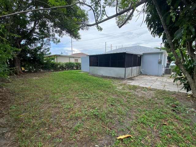 756 W 1ST Street, Riviera Beach FL 33404 - Riviera Beach, FL - Photo 5