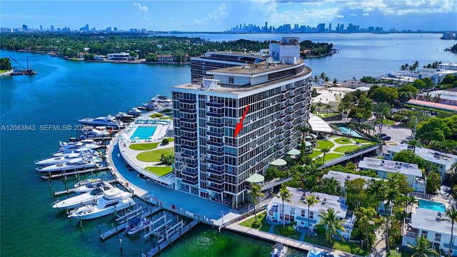 900 Bay Dr # 601, Miami Beach FL 33141 - Miami Beach, FL - Photo 2
