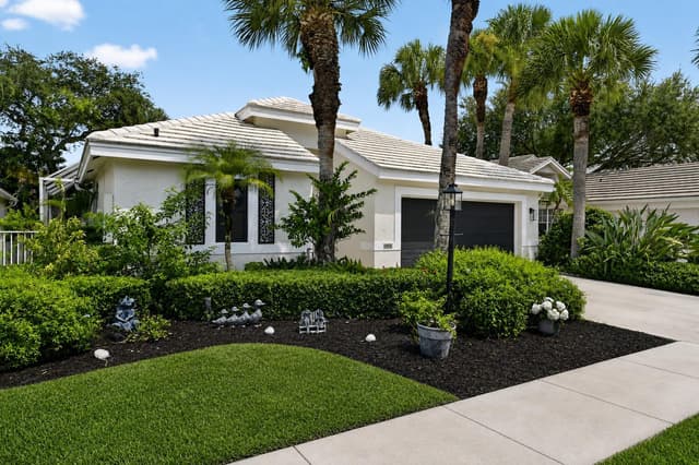 2865 N Clearbrook Circle N, Delray Beach FL 33445 - Delray Beach, FL - Photo 2