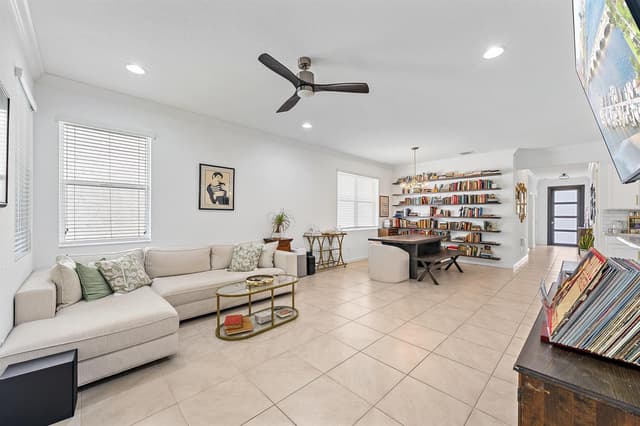 4017 Tomoka Drive, Lake Worth FL 33462 - Lake Worth, FL - Photo 6