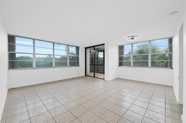 2781 TAFT Street # 303, Hollywood FL 33020 - Hollywood, FL - Photo 5