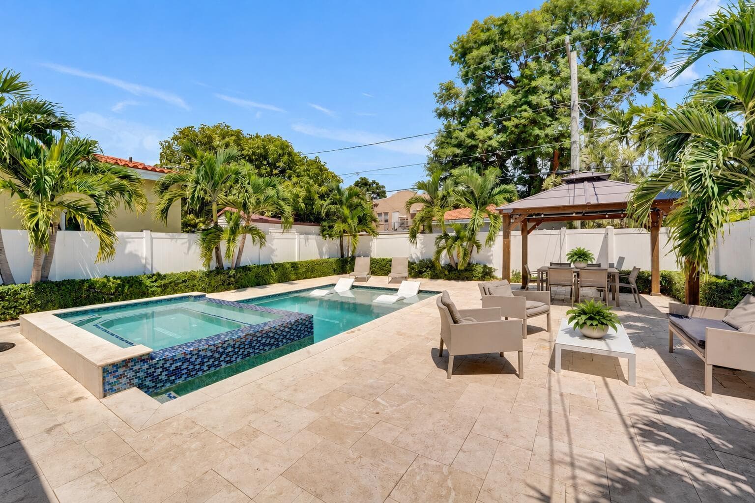1535 HOLLYWOOD Boulevard, Hollywood FL 33020 - Hollywood, FL - Photo 1