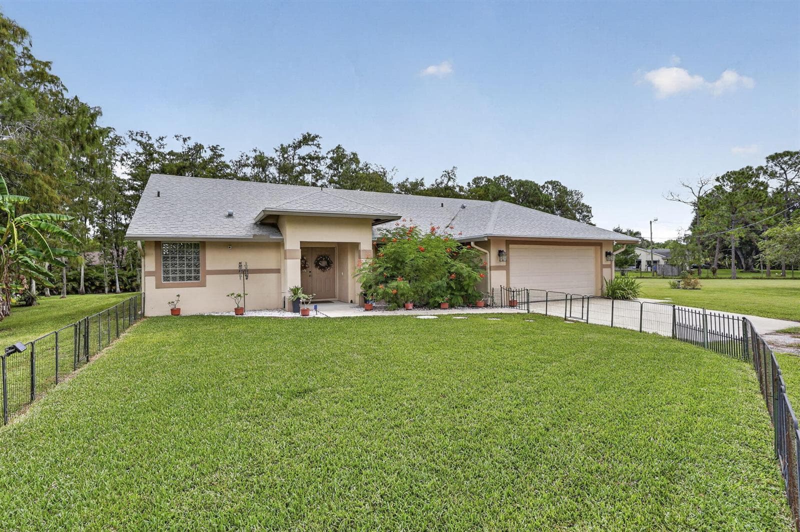 16477 Orange Boulevard, Loxahatchee FL 33470 - Loxahatchee, FL - Photo 1