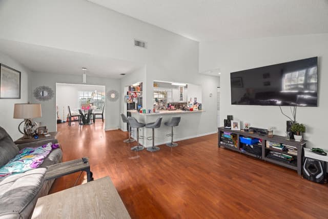 10975 NW 27th Place, Sunrise FL 33322 - Sunrise, FL - Photo 5
