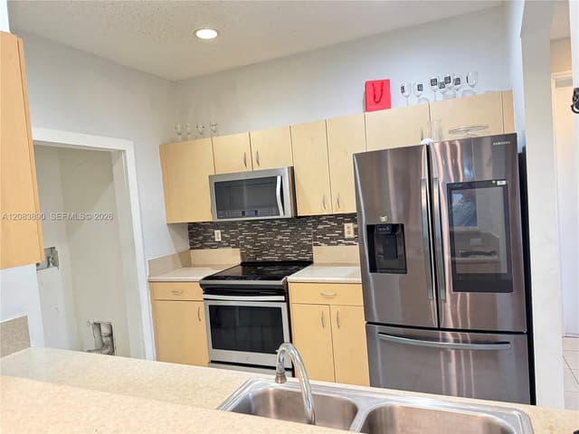 1017 NE 42nd Pl, Homestead FL 33033 - Homestead, FL - Photo 5