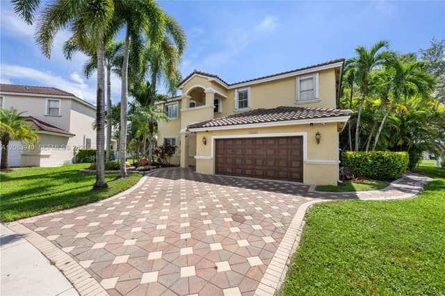 18806 NW 23rd Pl, Pembroke Pines FL 33029 - Pembroke Pines, FL - Photo 3