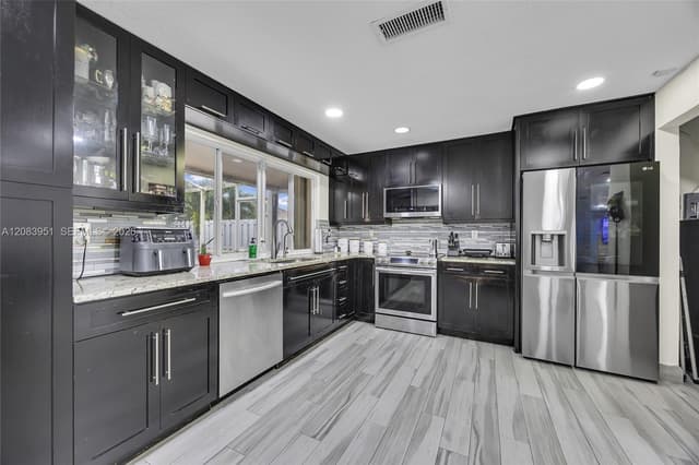 8441 Sunset Strip, Sunrise FL 33322 - Sunrise, FL - Photo 3