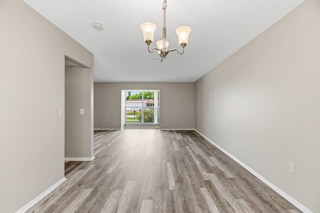10830 NW 29TH Court, Sunrise FL 33322 - Sunrise, FL - Photo 4
