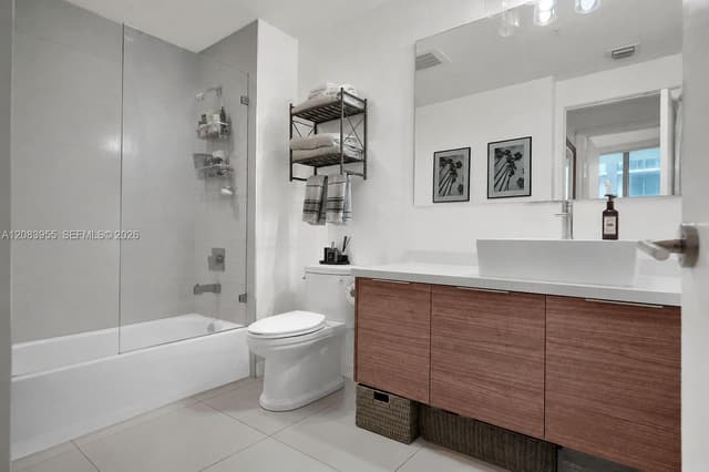 1010 SW 2nd Ave # 2005, Miami FL 33130 - Miami, FL - Photo 6