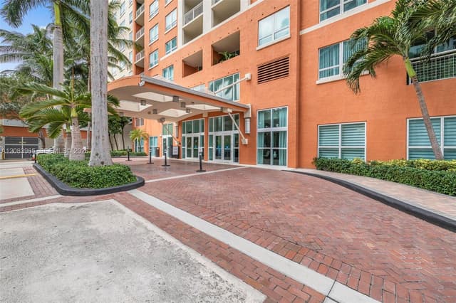 2000 N Bayshore Dr # 408, Miami FL 33137 - Miami, FL - Photo 4