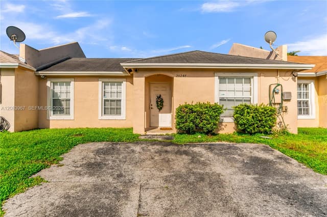20248 NW 27th Place, Miami Gardens FL 33056 - Miami Gardens, FL - Photo 2