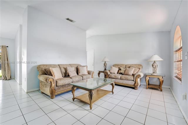 15421 SW 177th Ter, Miami FL 33187 - Miami, FL - Photo 5