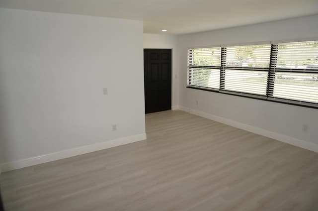 1513 39TH Street, West Palm Beach FL 33407 - West Palm Beach, FL - Photo 7