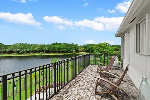 3249 Muirfield, Weston FL 33332 - Weston, FL - Photo 4