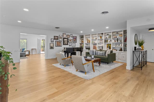 9299 NW 13th Ave, Miami FL 33147 - Miami, FL - Photo 5