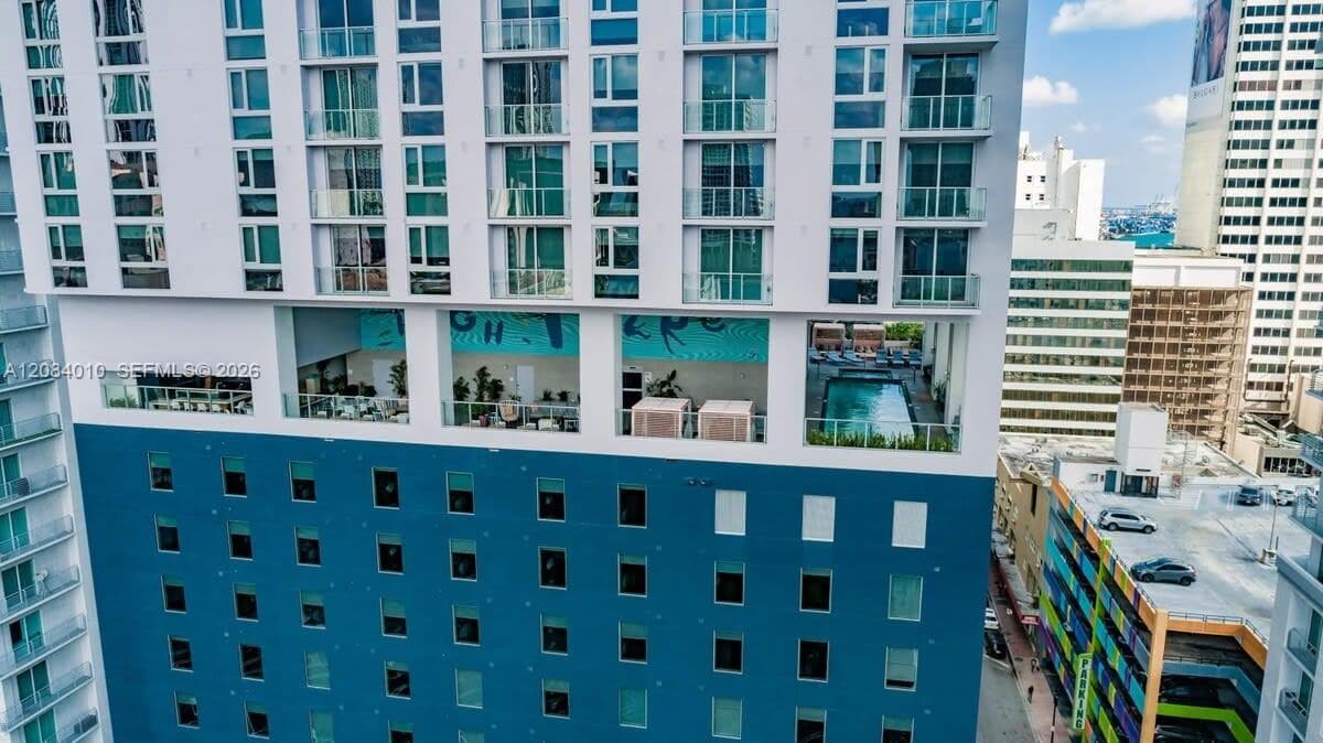 227 NE 2nd St # 3001, Miami FL 33132 - Miami, FL - Photo 1