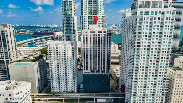 227 NE 2nd St # 3001, Miami FL 33132 - Miami, FL - Photo 5