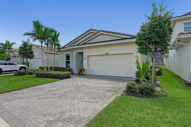 15018 Three Ponds Trail, Delray Beach FL 33446 - Delray Beach, FL - Photo 2