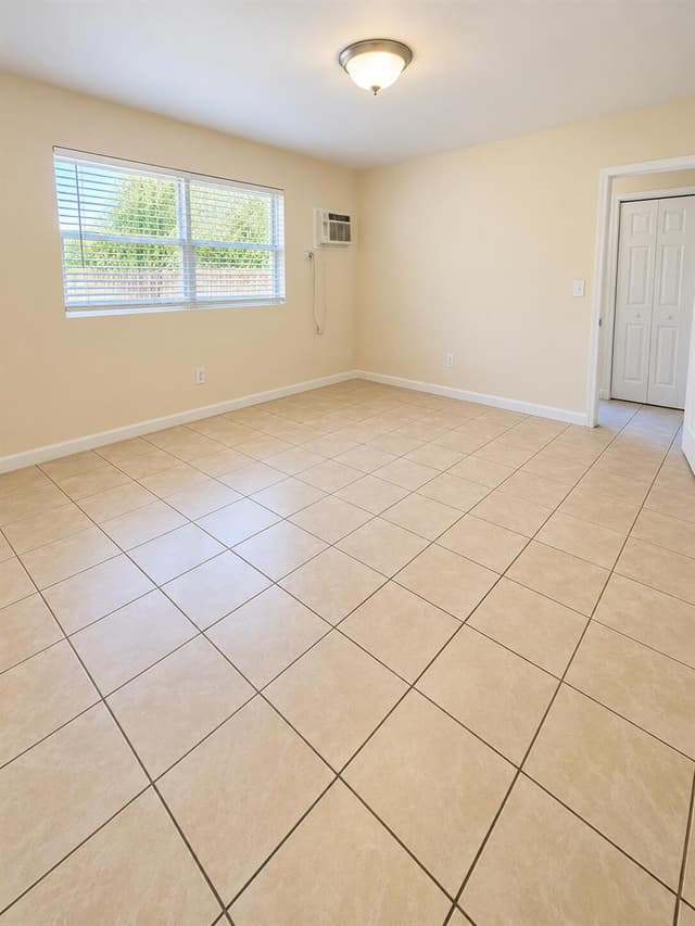3121 NW 133RD Street # 4, Opa-Locka FL 33054 - Opa-Locka, FL - Photo 6