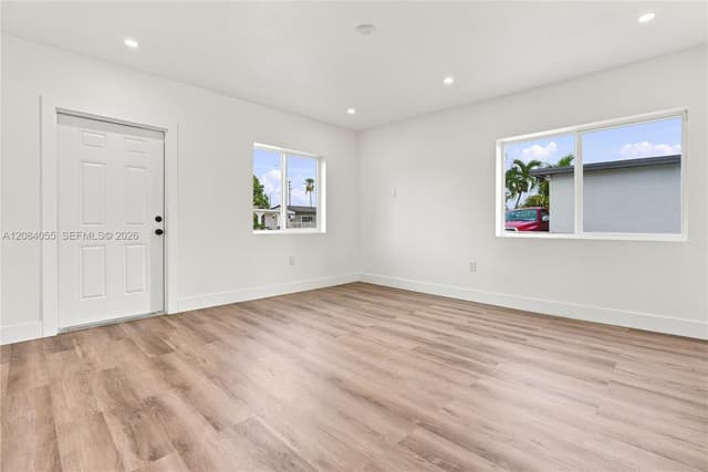 4795 E 8th Ct, Hialeah FL 33013 - Hialeah, FL - Photo 6