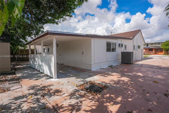 4795 E 8th Ct, Hialeah FL 33013 - Hialeah, FL - Photo 5