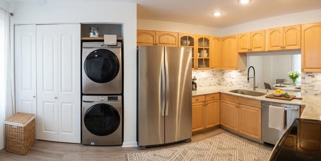4874 N Hemingway Circle, Margate FL 33063 - Margate, FL - Photo 6
