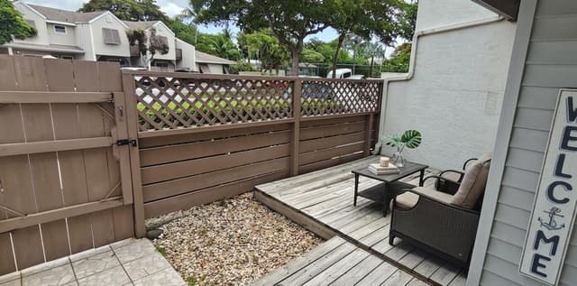 4874 N Hemingway Circle, Margate FL 33063 - Margate, FL - Photo 3