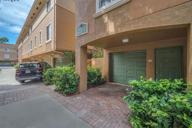 2931 NE 185th St # 1101, Aventura FL 33180 - Aventura, FL - Photo 5