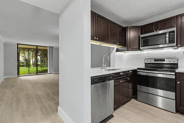 1230 S MILITARY Trail # 2014, Deerfield Beach FL 33442 - Deerfield Beach, FL - Photo 3