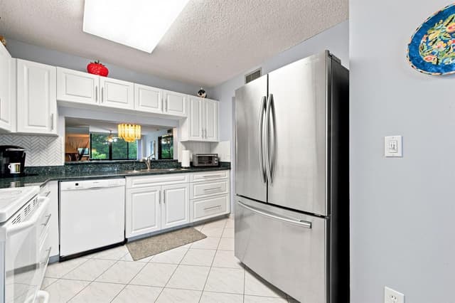 15075 WITNEY Rd #303, Delray Beach FL 33484 - Delray Beach, FL - Photo 6