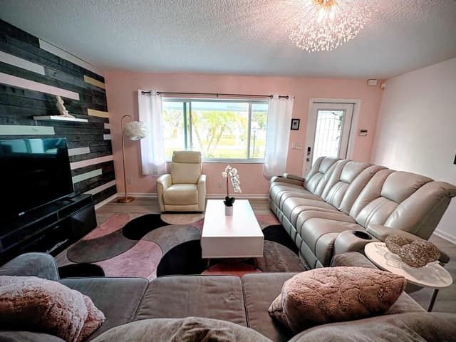 3080 Tropical Trail, Atlantis FL 33462 - Atlantis, FL - Photo 4