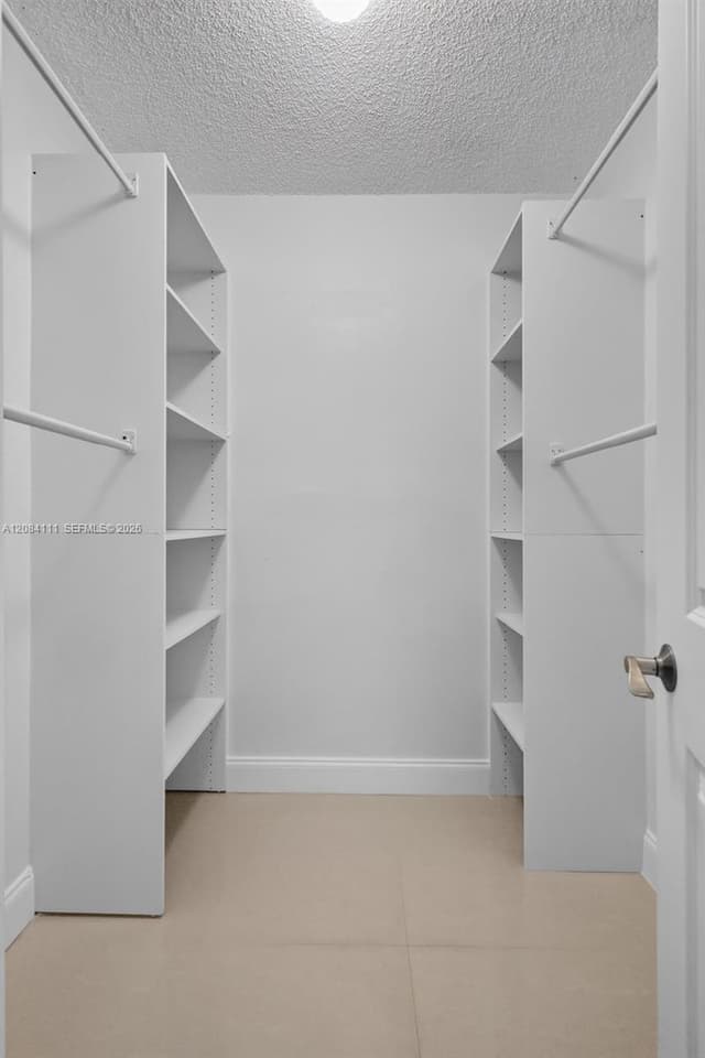 4000 NE 170th St # 606, North Miami Beach FL 33160 - North Miami Beach, FL - Photo 3