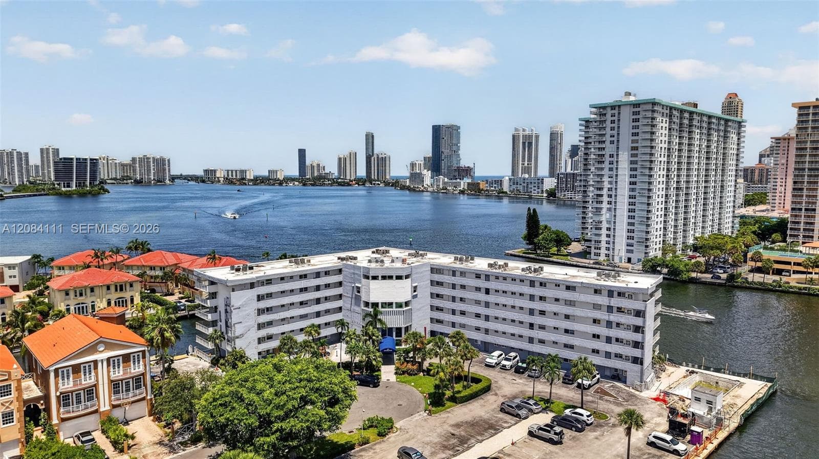 4000 NE 170th St # 606, North Miami Beach FL 33160 - North Miami Beach, FL - Photo 1