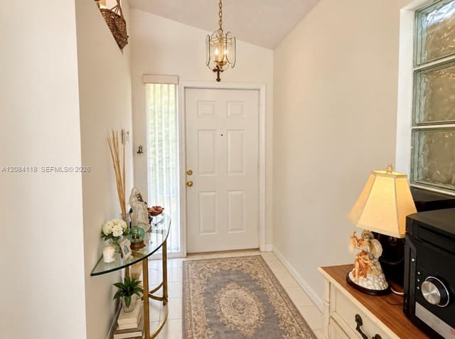 16478 NW 20th St, Pembroke Pines FL 33028 - Pembroke Pines, FL - Photo 2