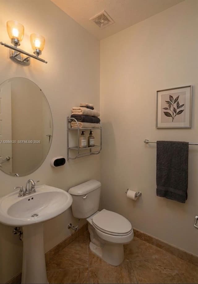 878 NE 191st St, Miami FL 33179 - Miami, FL - Photo 5