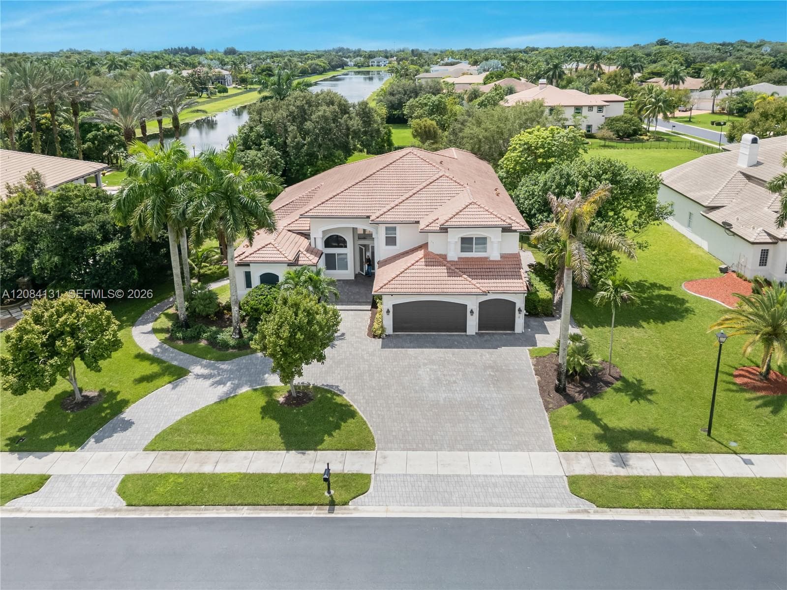11406 Canyon Maple Blvd, Davie FL 33330 - Davie, FL - Photo 1