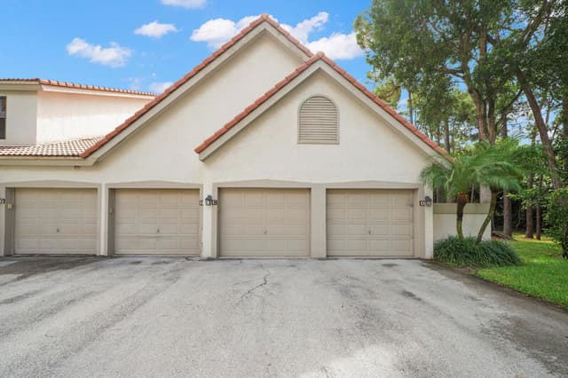 5780 Coach House Circle # C, Boca Raton FL 33486 - Boca Raton, FL - Photo 2