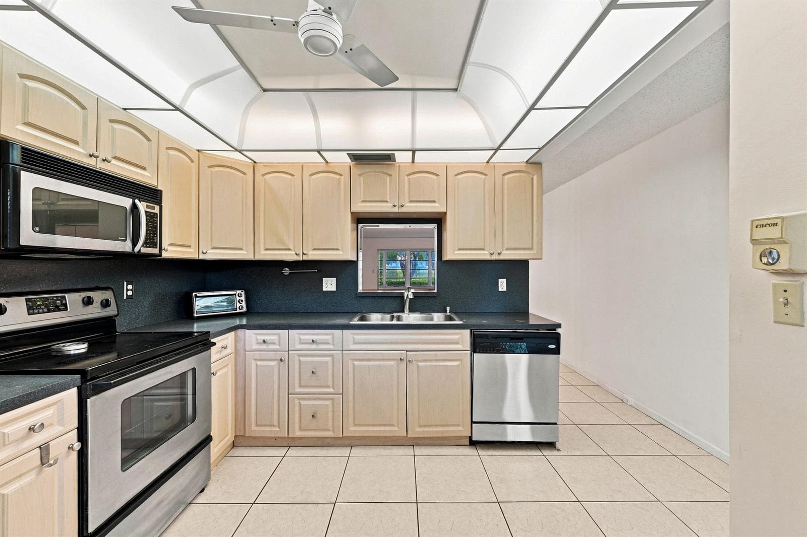 2101 LUCAYA Bend # C1, Coconut Creek FL 33066