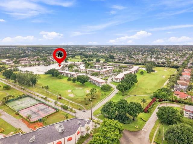 9400 N HOLLYBROOK LAKE Drive # 208, Pembroke Pines FL 33025 - Pembroke Pines, FL - Photo 7